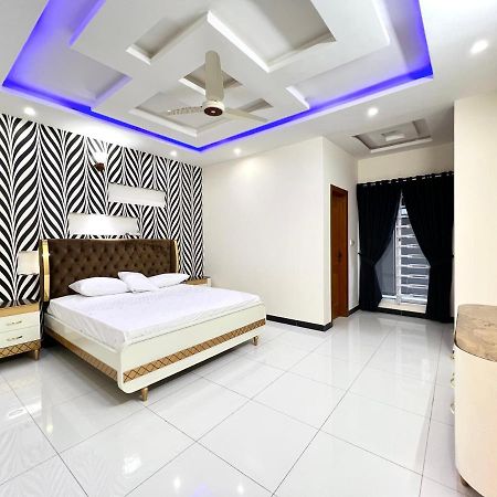 Luxury Executive 2Bedroom Apartment Convenient And Nice Location Islamabad Exterior photo